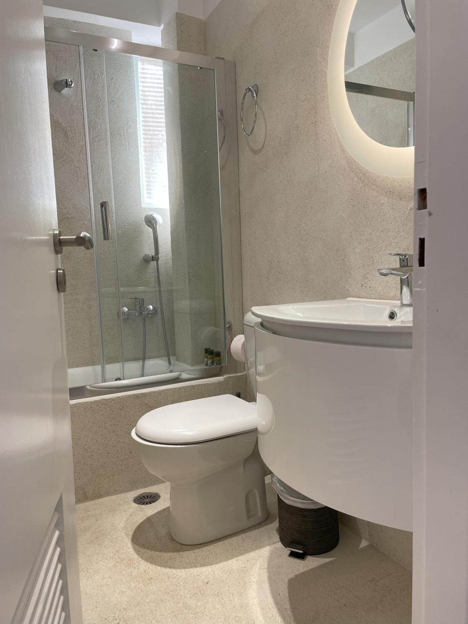 Four Seasons Sea View Apartment Athens Ngoại thất bức ảnh